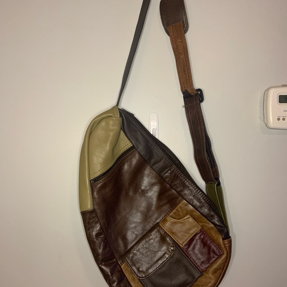 Vintage brown/tan leather cross body bag - Picture 2 of 6